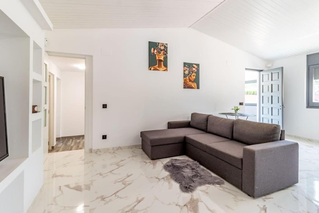 Casa Rural Con Piscina Privada, Barbacoa, Wifi Y Parking Incluido Viloví de Oñar Kültér fotó