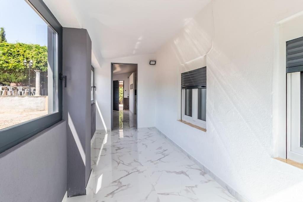 Casa Rural Con Piscina Privada, Barbacoa, Wifi Y Parking Incluido Viloví de Oñar Kültér fotó